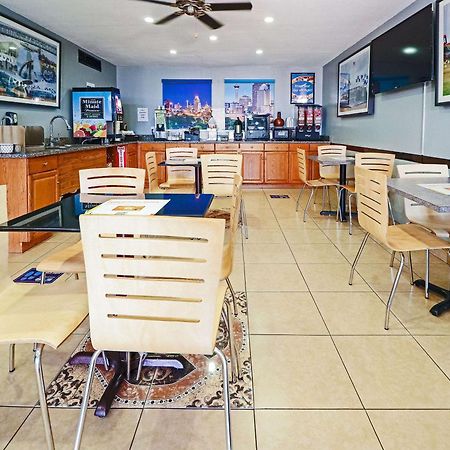 Rodeway Inn San Antonio Lackland Afb - Seaworld Kültér fotó